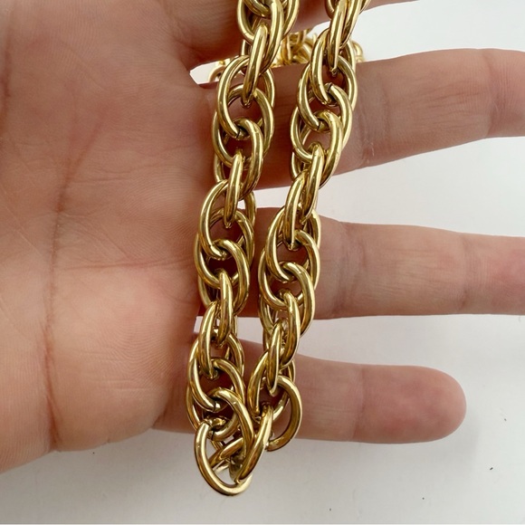 Vintage Trifari Signed Double Oval Link Goldtone Chain Necklace 18 1/2” - Picture 4 of 5